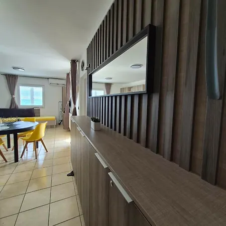 Apartman Luka's Perla First Row To The Sea, Sandy And Panoramic View Vir