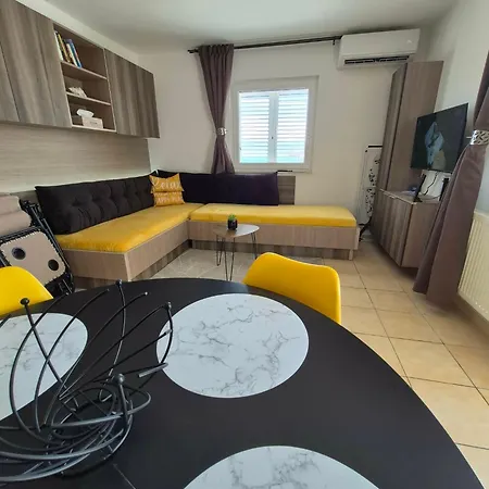 Apartman Luka's Perla First Row To The Sea, Sandy And Panoramic View *